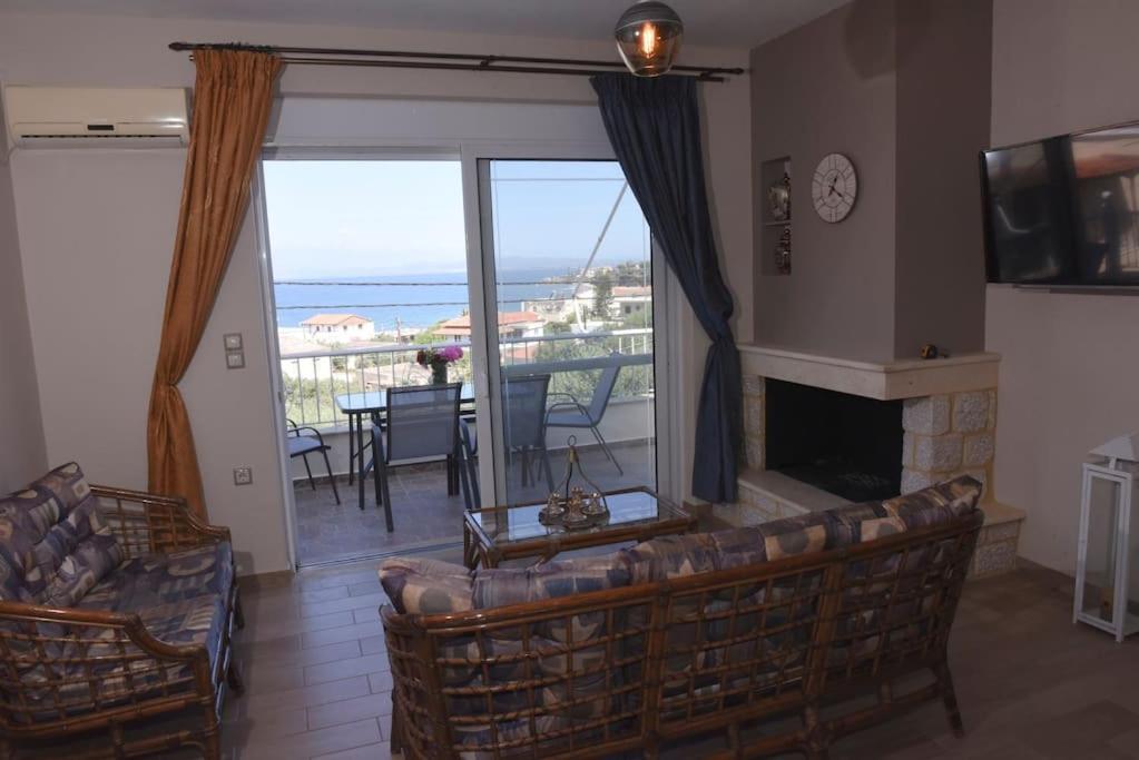 Katerina Luxury Suites Elia  Exterior foto