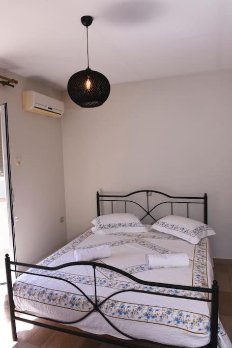 Katerina Luxury Suites Elia  Exterior foto